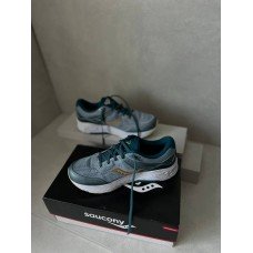 Кросівки Saucony 42.5р.
